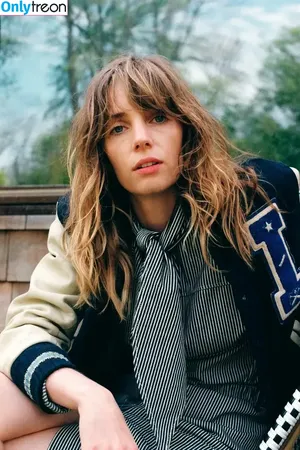 Maya Hawke / maya_hawke / neohawk2 nude photo #0438