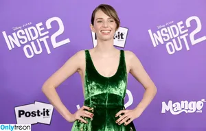 Maya Hawke / maya_hawke / neohawk2 nude photo #0507