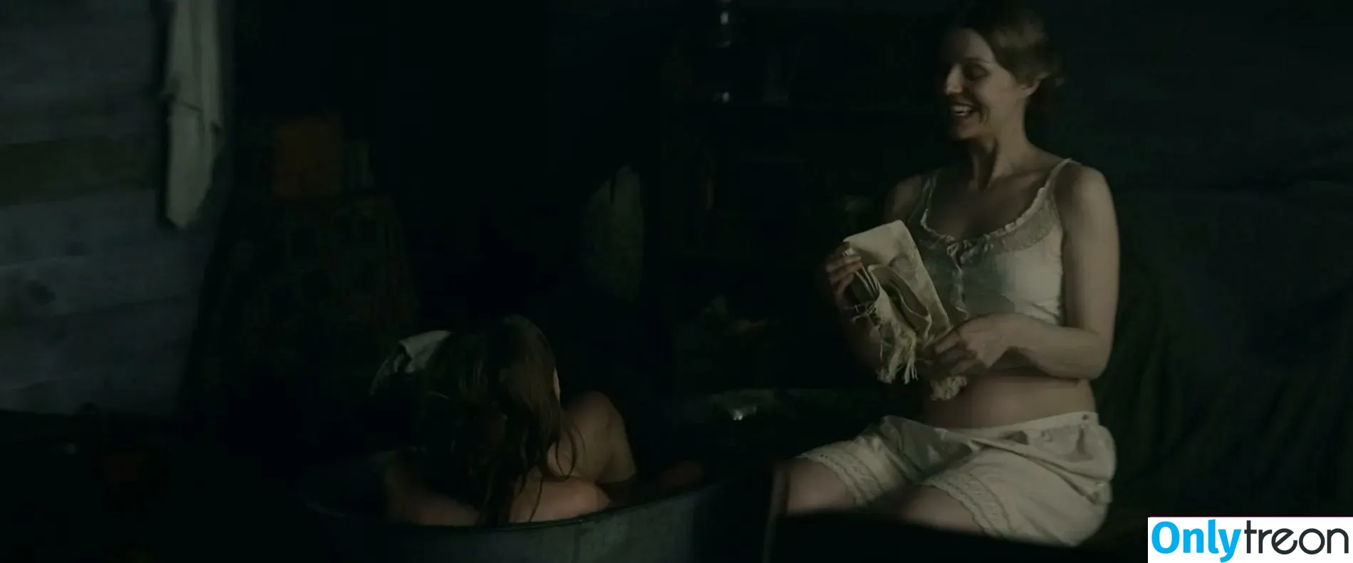 Maya Hawke nude photo #0093 (maya_hawke / neohawk2)
