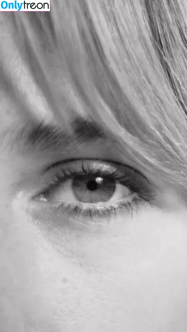 Maya Hawke nude photo #0110 (maya_hawke / neohawk2)