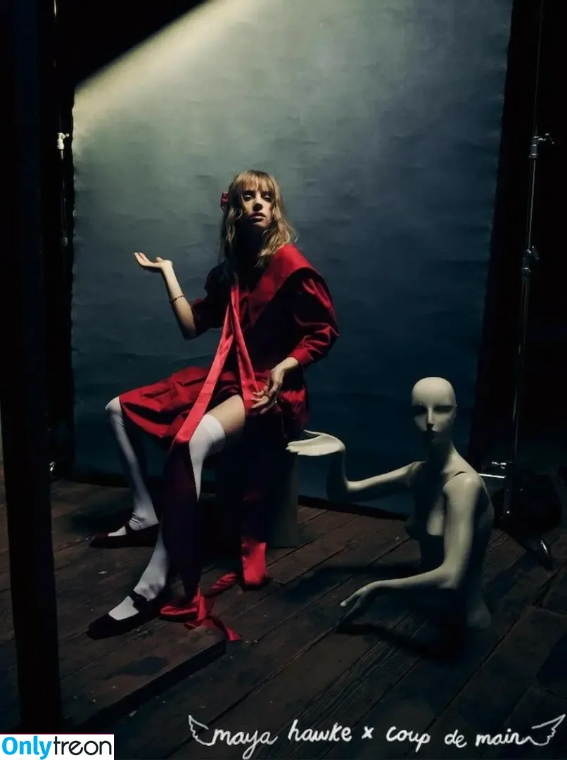 Maya Hawke nude photo #0518 (maya_hawke / neohawk2)