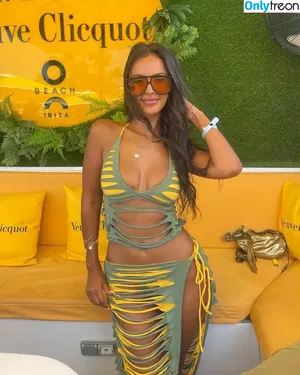 Maya Jama / mayajama nude photo #0218