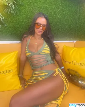 Maya Jama / mayajama nude photo #0219