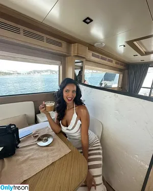 Maya Jama / mayajama nude photo #0544