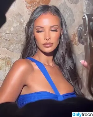 Maya Jama / mayajama nude photo #0545