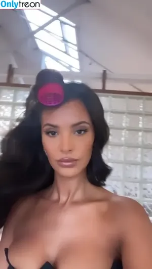 Maya Jama / mayajama nude photo #0812