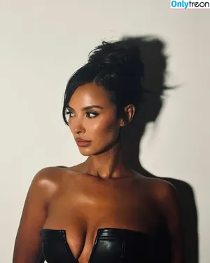 Maya Jama / mayajama nude photo #0860