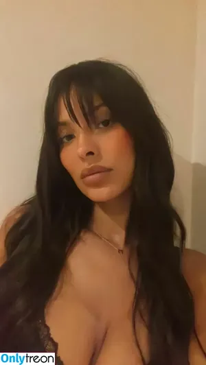Maya Jama / mayajama nude photo #0902