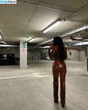 Maya Jama / mayajama nude photo #0919
