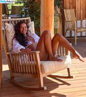 Maya Jama / mayajama nude photo #0940
