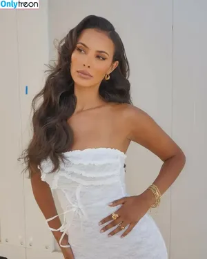 Maya Jama / mayajama nude photo #0947