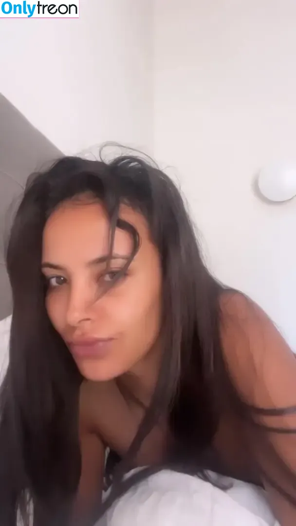 Maya Jama nude photo #0952 (mayajama)