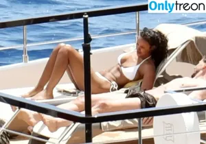 Maya Jama / mayajama nude photo #1579