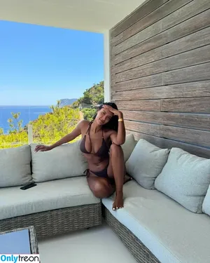 Maya Jama / mayajama nude photo #1627