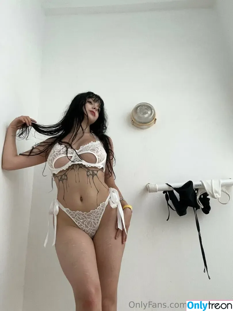 mayaavip nude photo #0069 (mayavipmayavip)