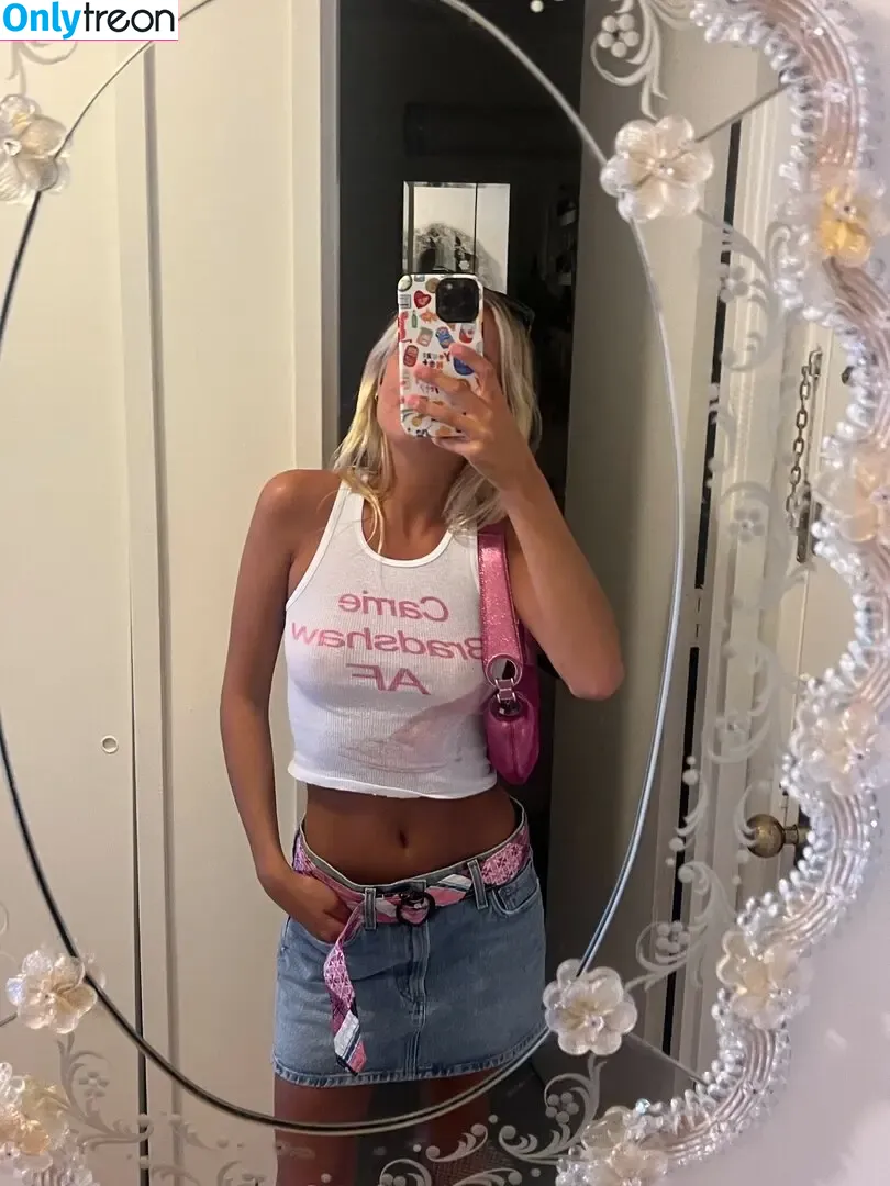 mayagjulian nude photo #0016 (mayagjulian)