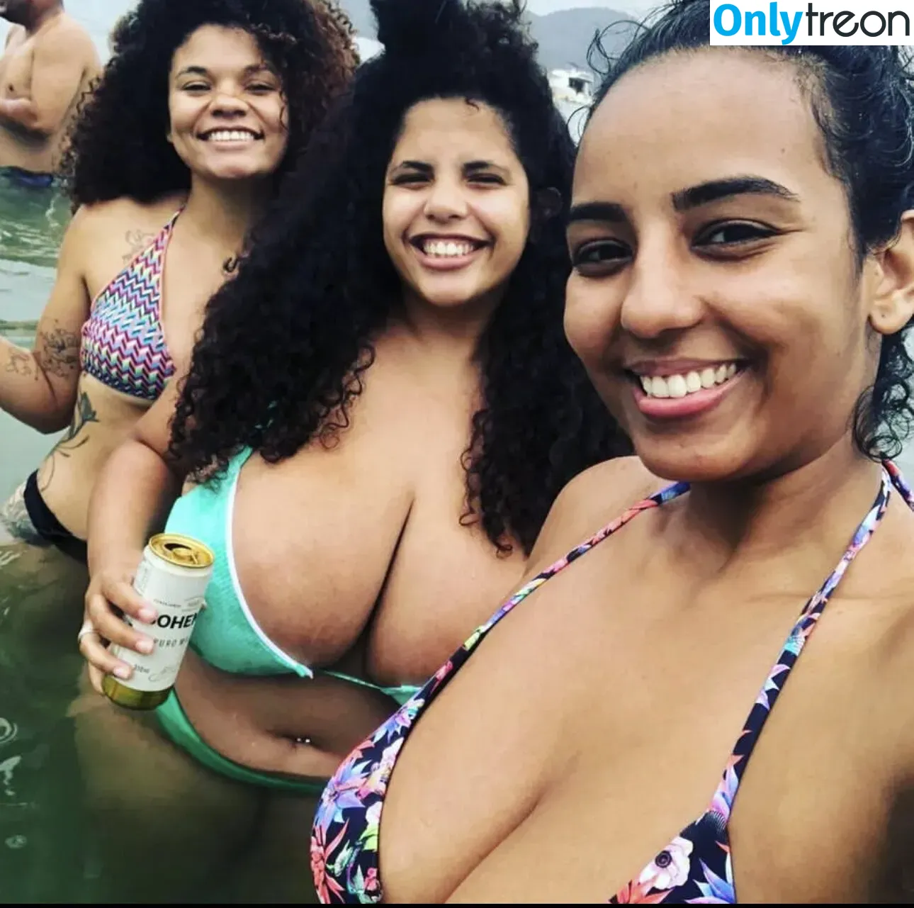Mayla Coimbra nude photo #0021 (maylacoimbra)