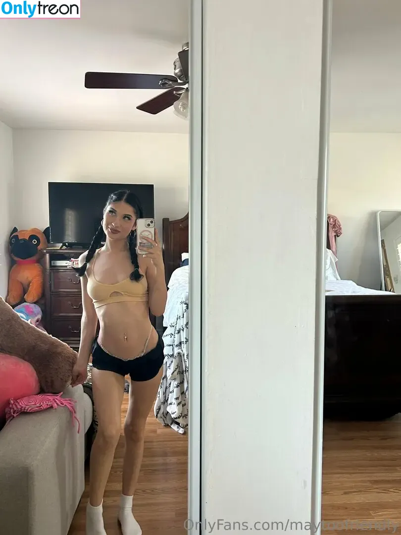 Maytoofriendly nude photo #0015 (Maytoofriendly)