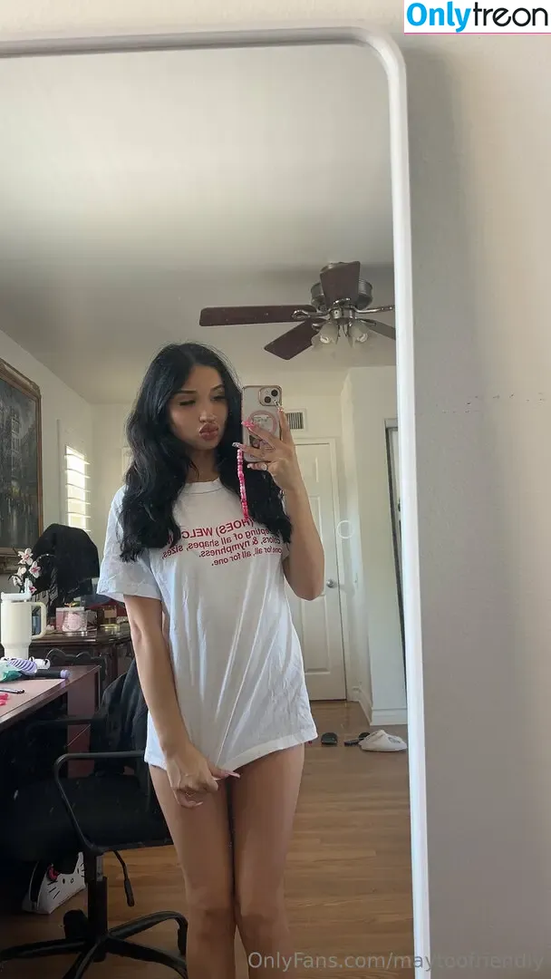 Maytoofriendly nude photo #0029 (Maytoofriendly)