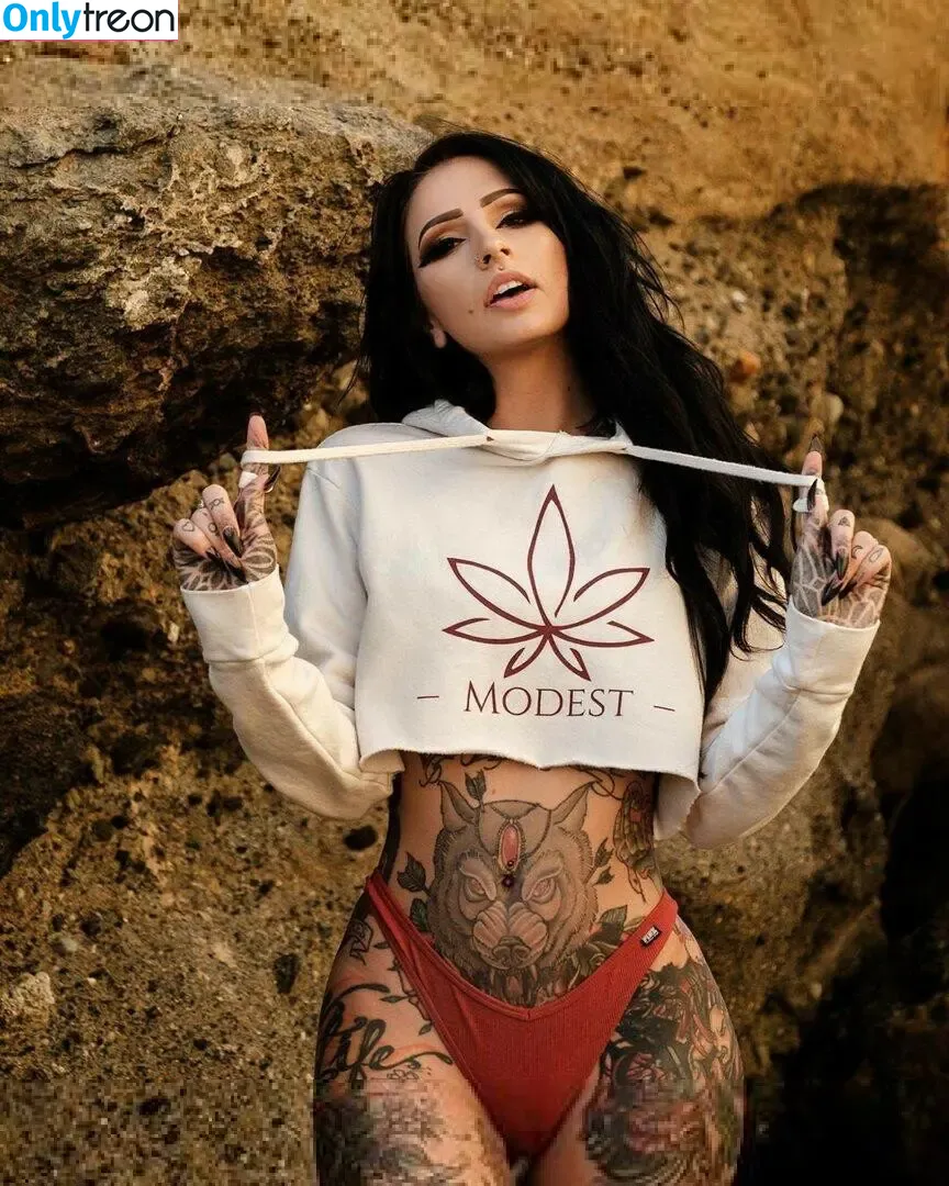 mazzanti_ nude photo #0019 (Mazzanti / angela_mazzanti)