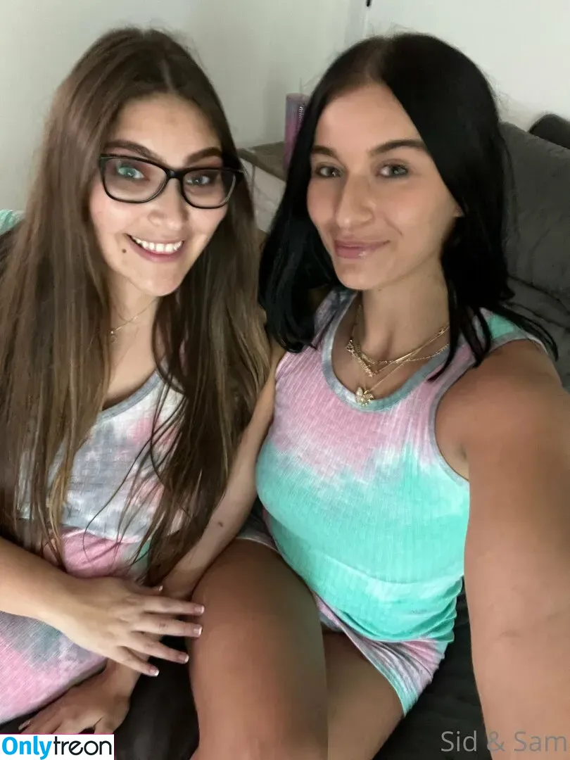 meandmommy nude photo #0008 (me_mommy_parenting)