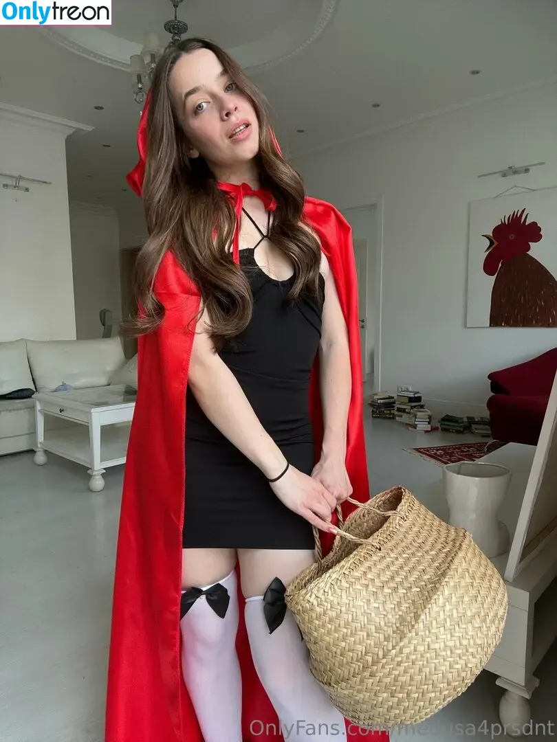 medusa4prsdnt nude photo #0154 (medusa4prsdnt)