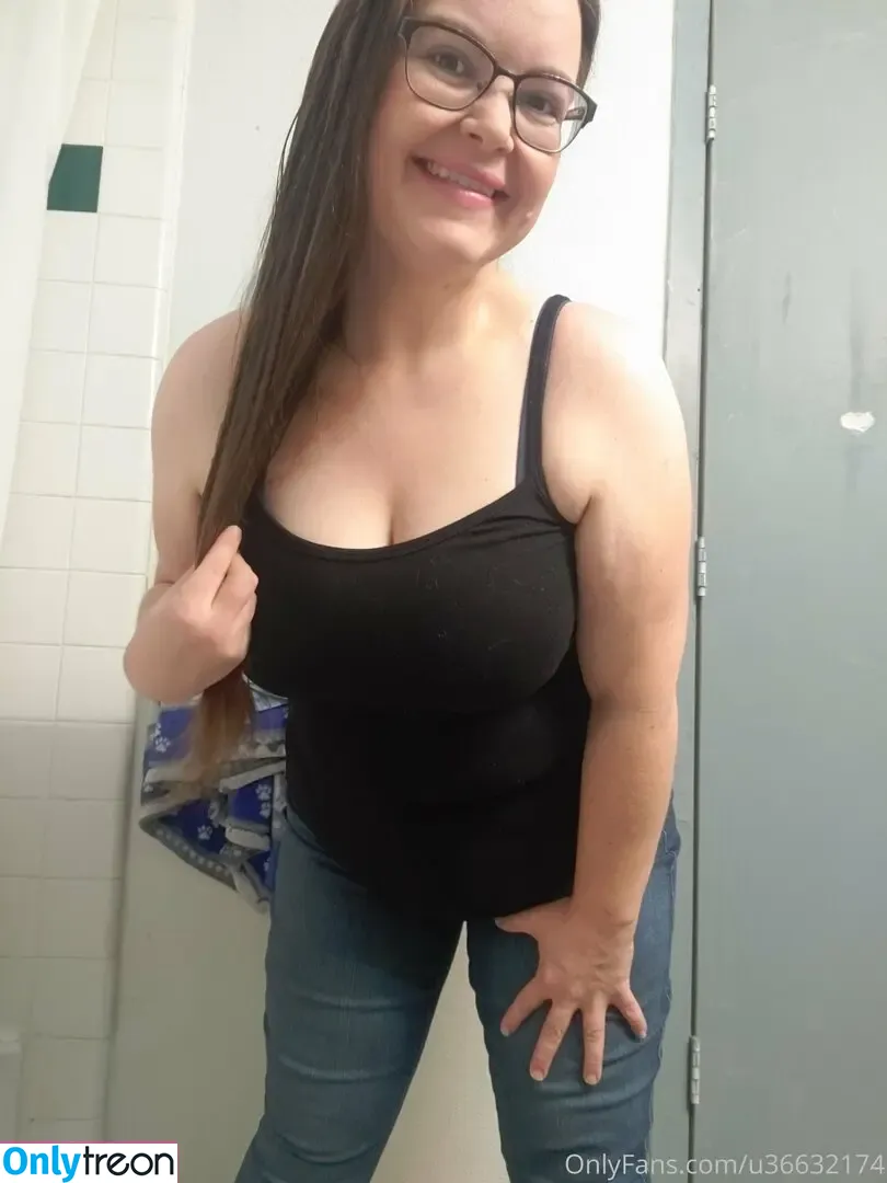 meehmee420 nude photo #0004 (meehmee420)