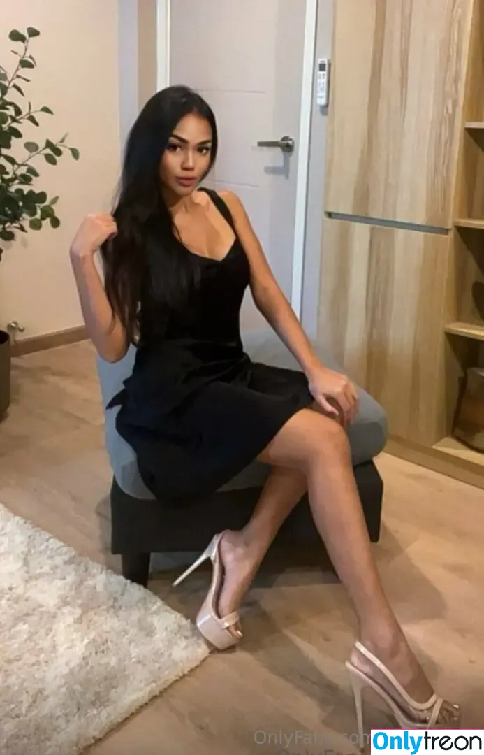 meenathai nude photo #0488 (meenathailand)