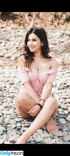 Meetii Kalher / meetiikalher nude photo #0106