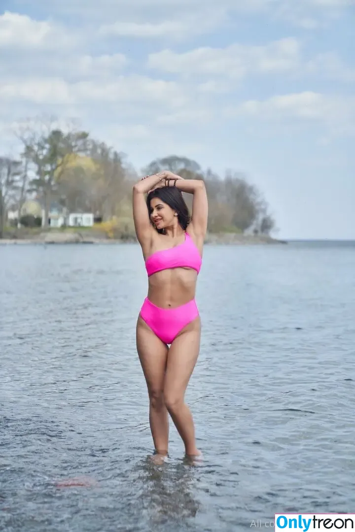 Meetii Kalher nude photo #0045 (meetiikalher)
