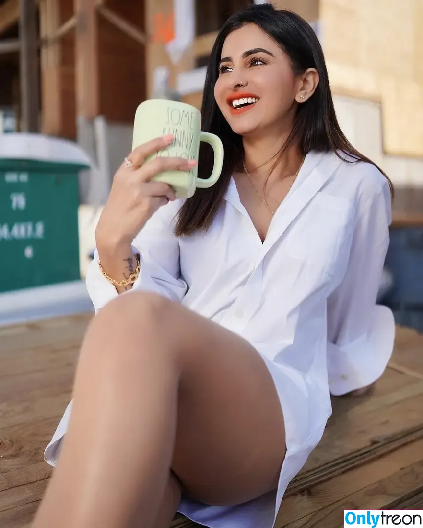 Meetii Kalher nude photo #0232 (meetiikalher)
