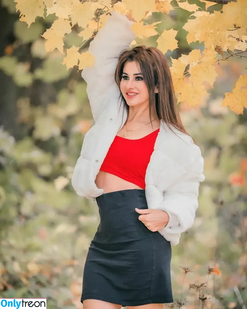 Meetii Kalher nude photo #0260 (meetiikalher)