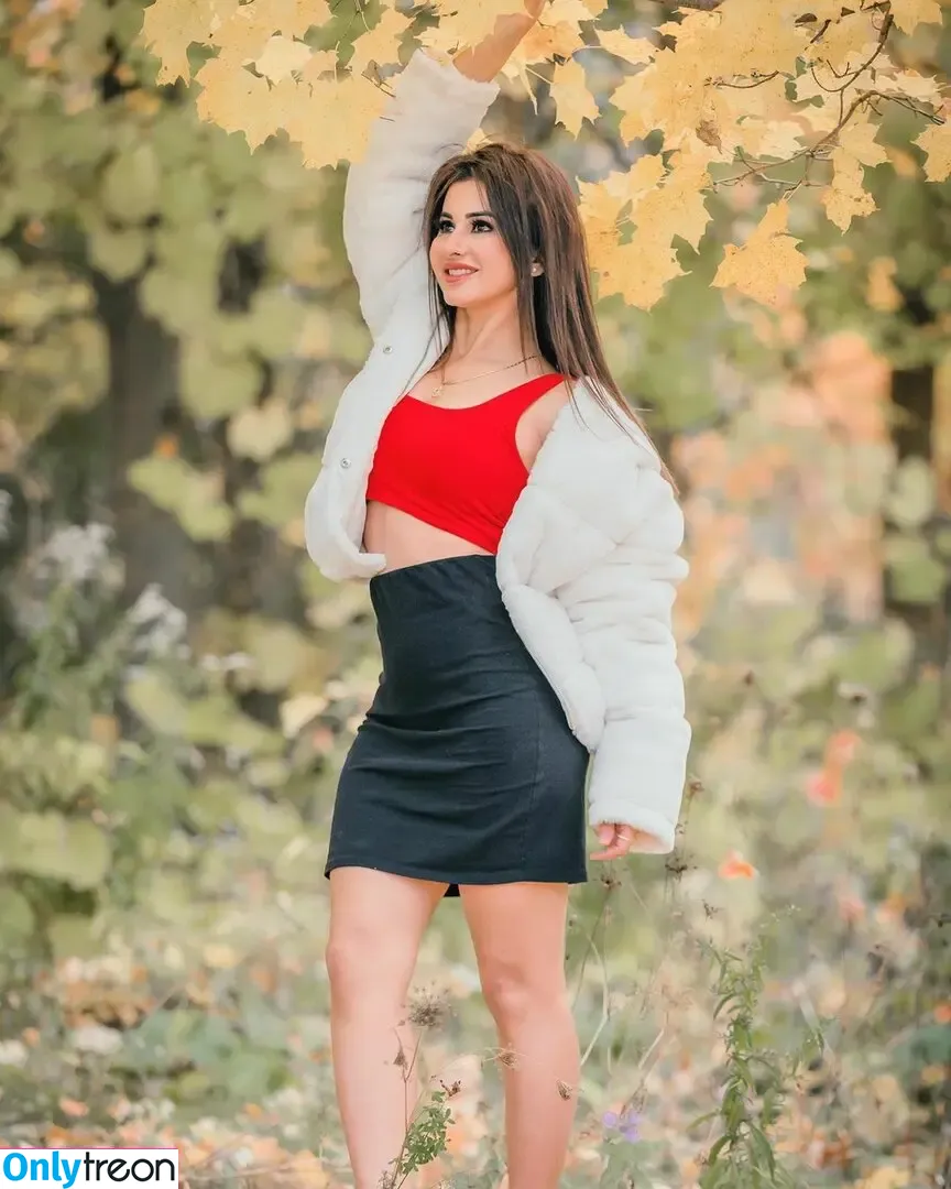 Meetii Kalher nude photo #0261 (meetiikalher)