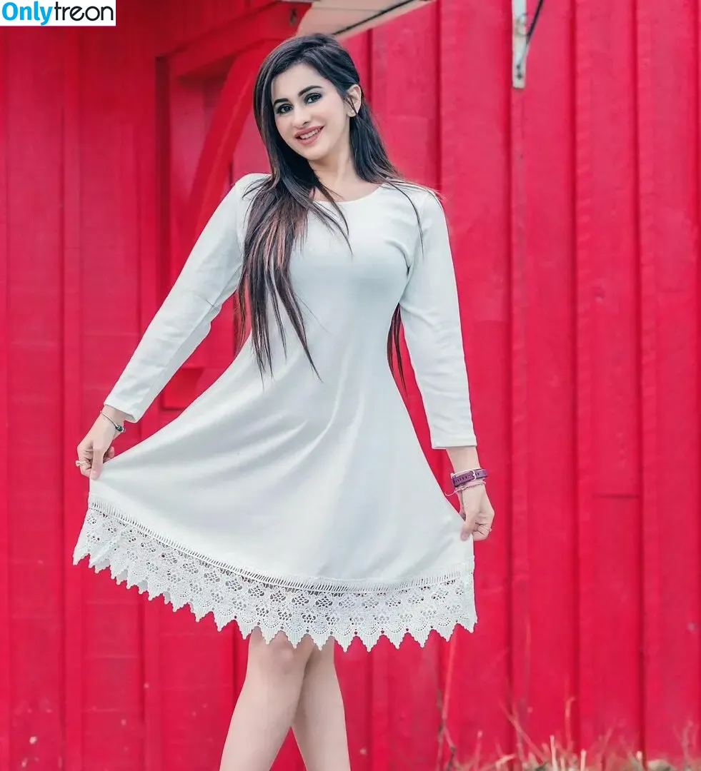 Meetii Kalher nude photo #0277 (meetiikalher)