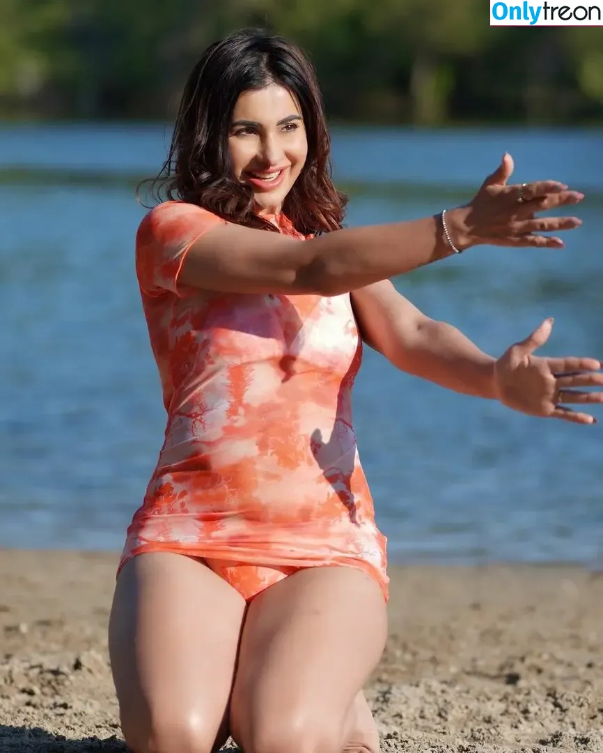 Meetii Kalher nude photo #0393 (meetiikalher)