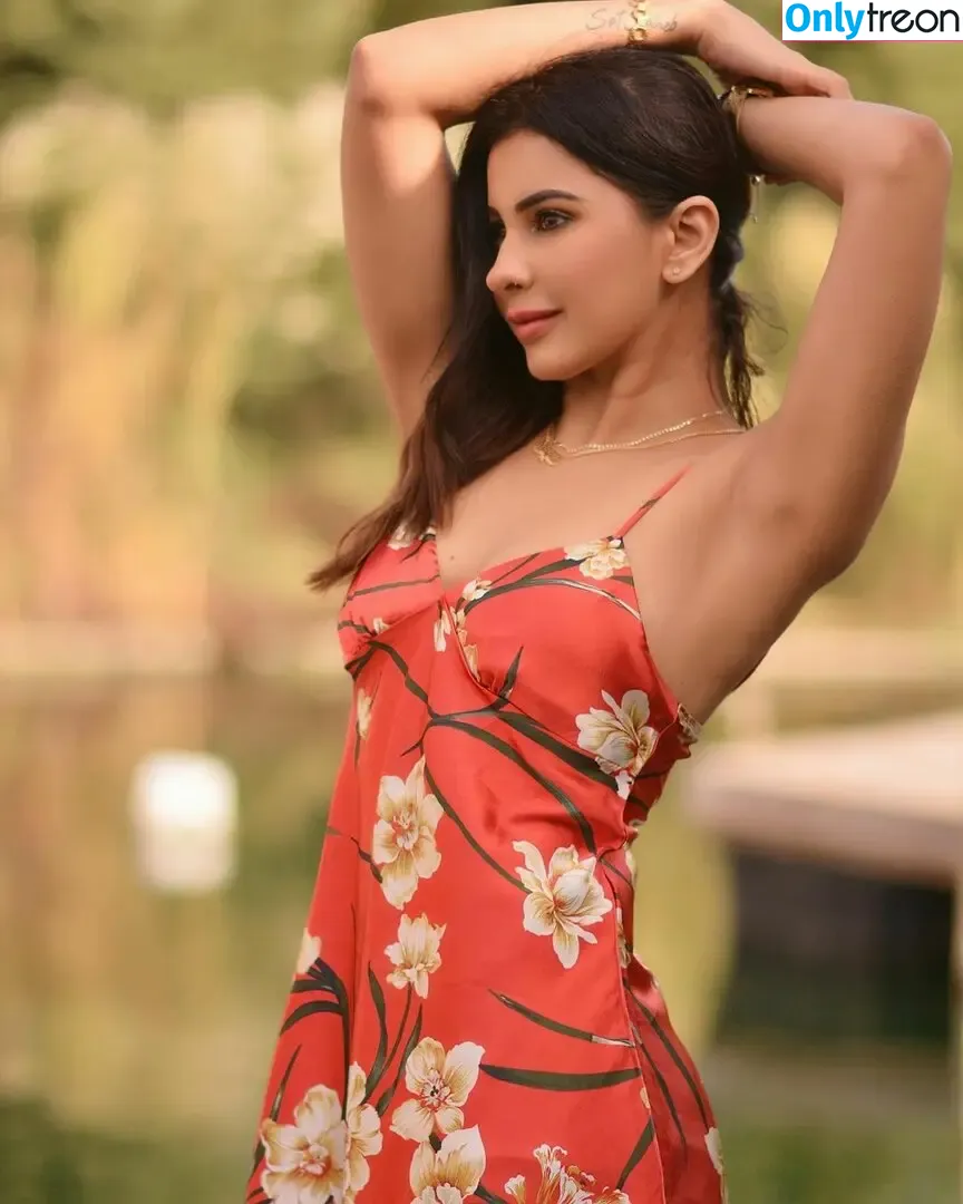 Meetii Kalher nude photo #0453 (meetiikalher)