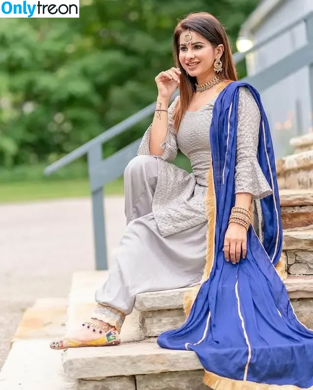 Meetii Kalher nude photo #0592 (meetiikalher)