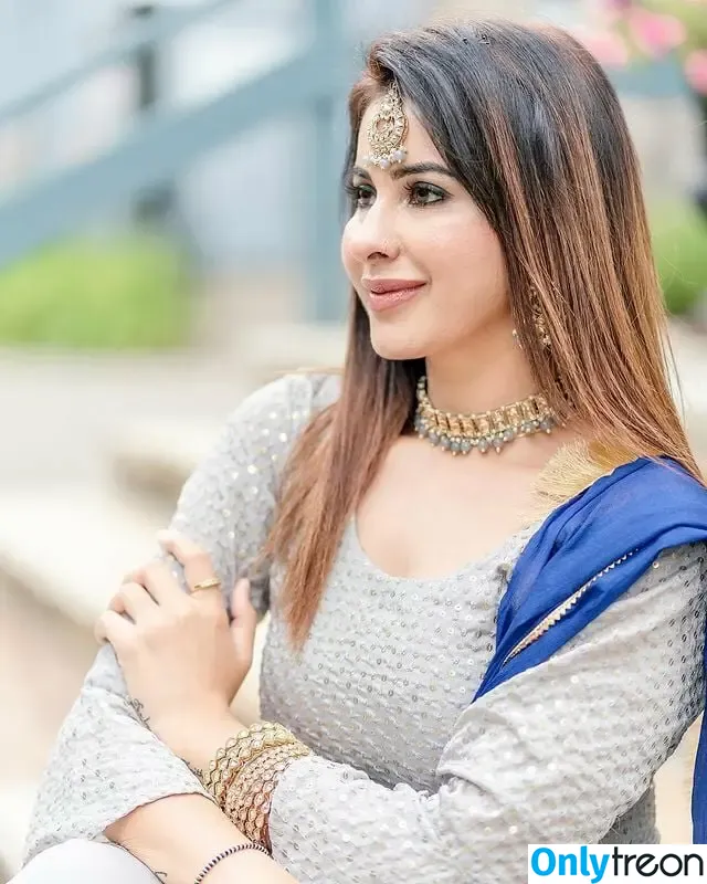 Meetii Kalher nude photo #0600 (meetiikalher)
