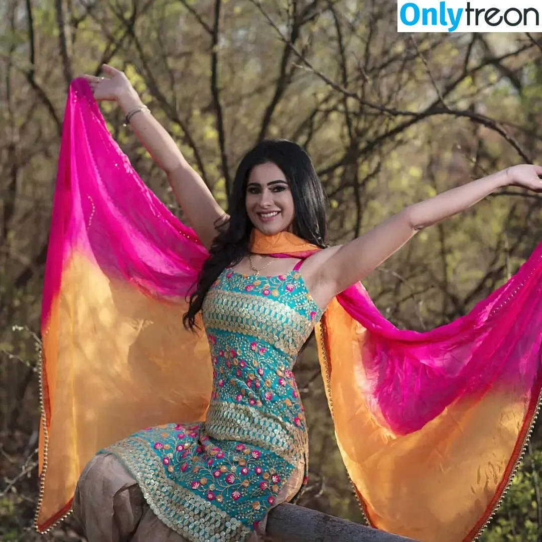 Meetii Kalher nude photo #0636 (meetiikalher)