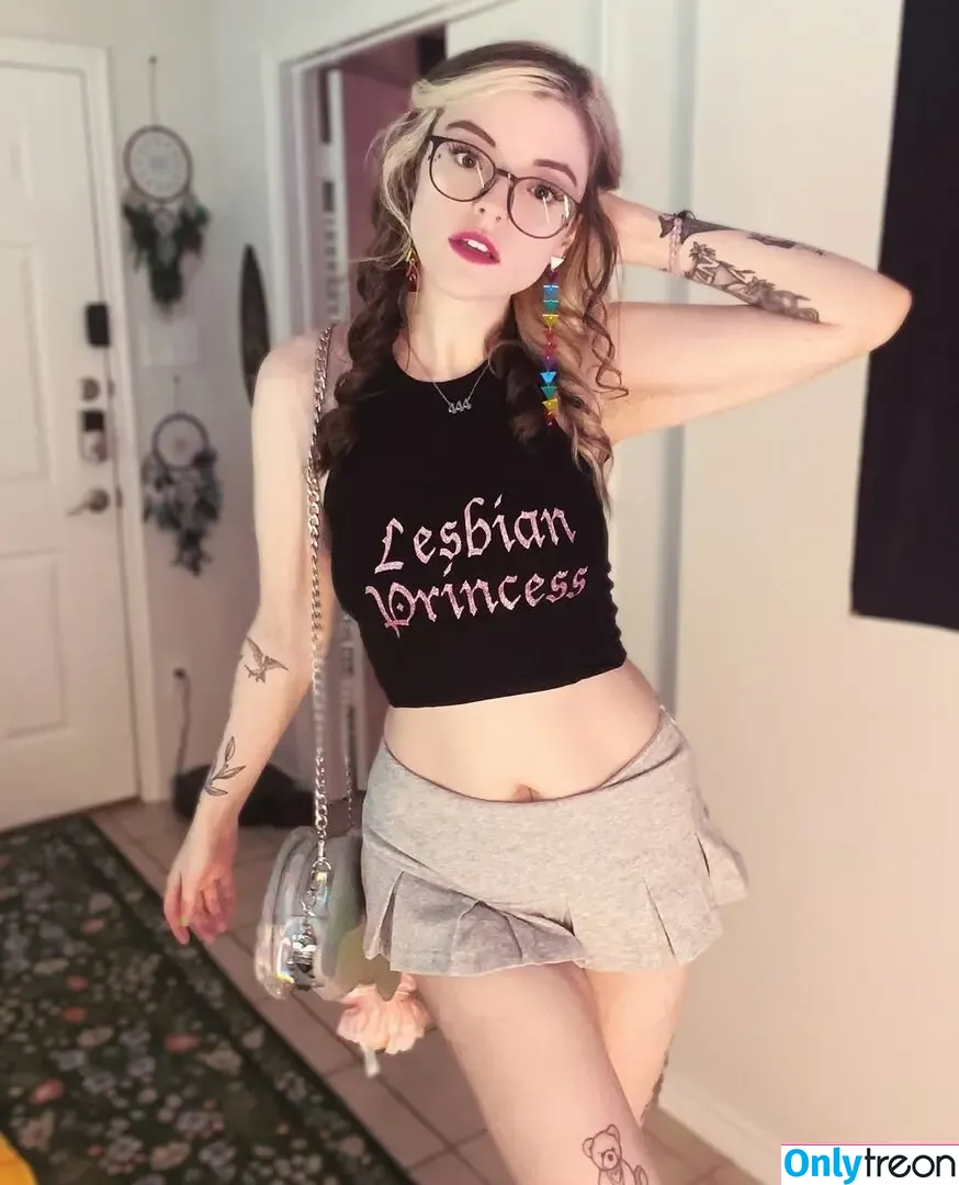 Meg Kaylee nude photo #0155 (meg_kaylee / megkaylee)