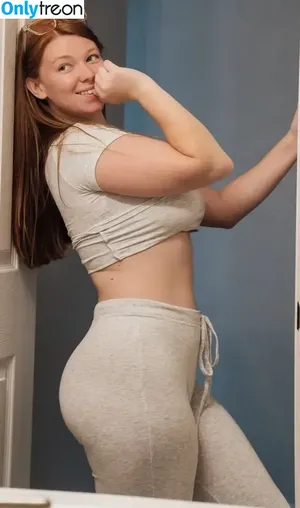 Megan DeLuca / Megmdxoxo_ / toroproductions / user nude photo #0143