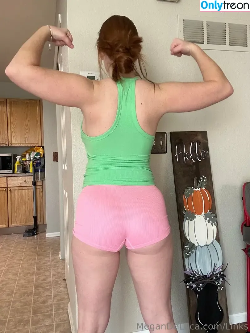 Megan DeLuca nude photo #0479 (Megmdxoxo_ / toroproductions / user)