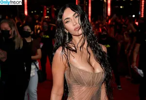 Megan Fox / megan.fox / meganfox nude photo #0045