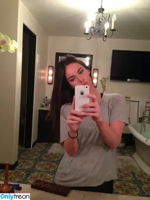 Megan Fox / megan.fox / meganfox nude photo #0141