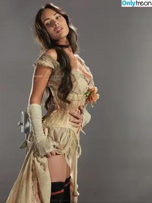 Megan Fox / megan.fox / meganfox nude photo #0167