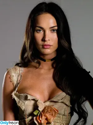 Megan Fox / megan.fox / meganfox nude photo #0173