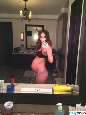 Megan Fox / megan.fox / meganfox nude photo #0190