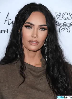 Megan Fox / megan.fox / meganfox nude photo #0260