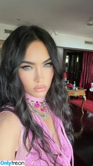 Megan Fox / megan.fox / meganfox nude photo #0281