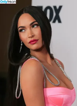 Megan Fox / megan.fox / meganfox nude photo #0630